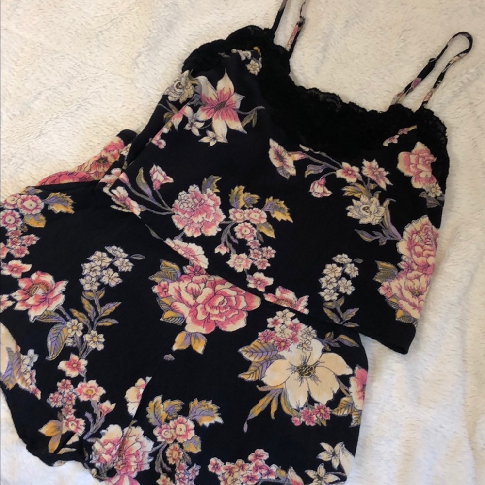 Billabong 2 Piece Set - Tank top and Shorts